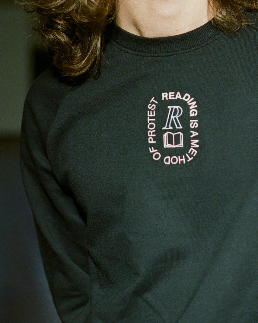 Sweatshirt READING