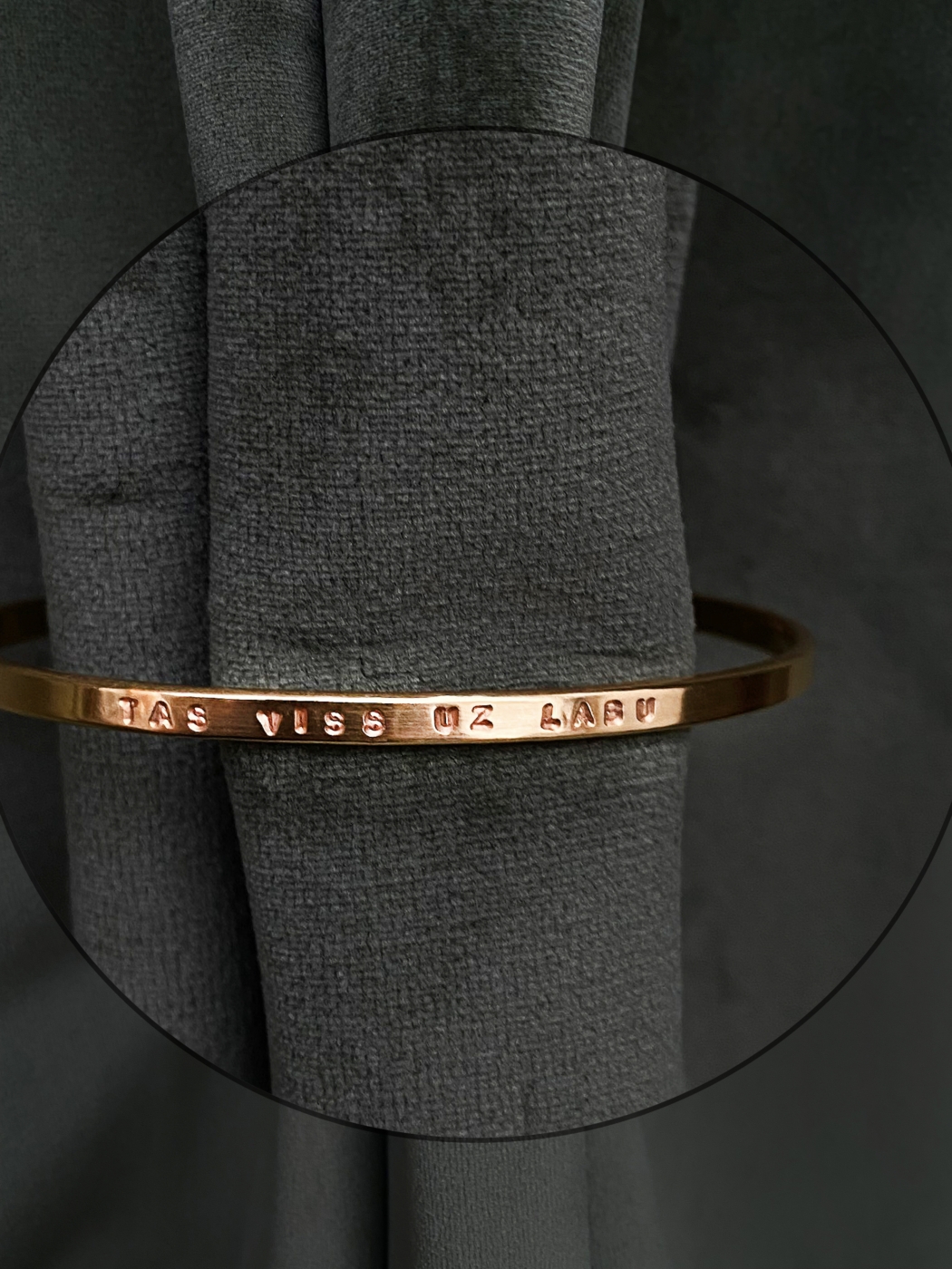 Gold bracelet TAS VISS UZ LABU